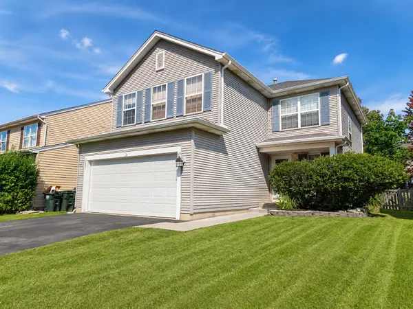2297 N Arapahoe Trail, Round Lake Heights, IL 60073