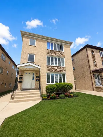 7942 W Addison Street #3, Chicago, IL 60634