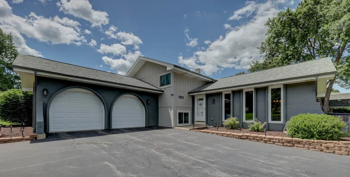 27W719 Sycamore Street, West Chicago, IL 60185 - #1