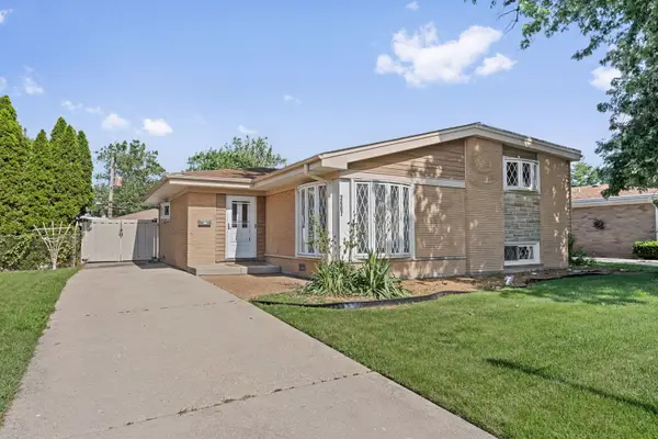 2607 Mayfair Avenue, Westchester, IL 60154