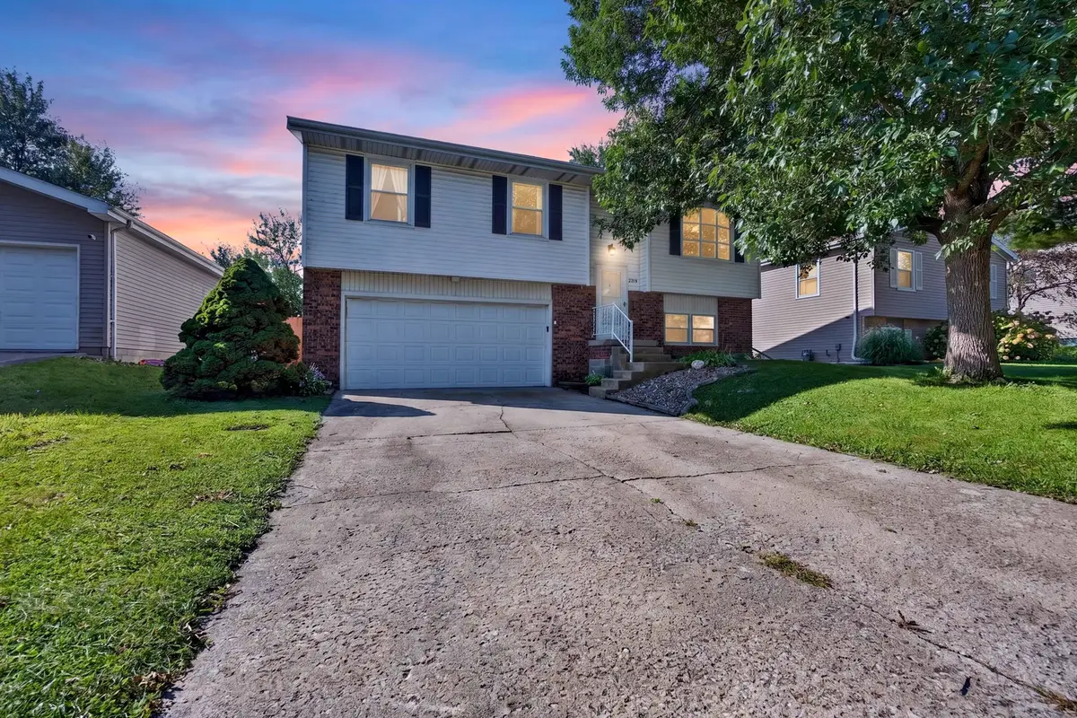 2319 Anchor Drive, Bloomington, IL 61704 - #1