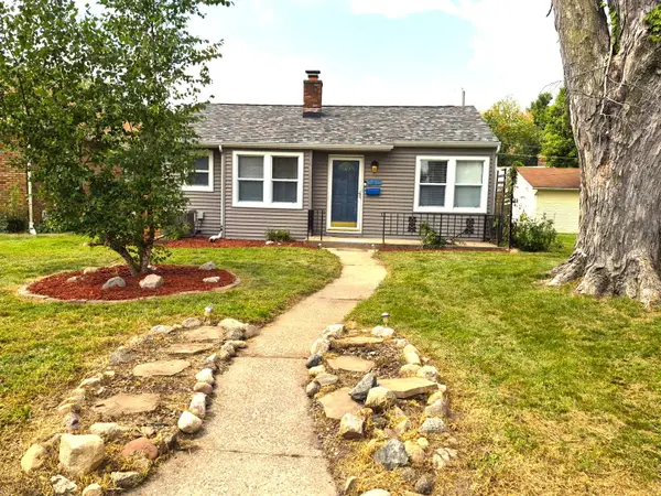 2411 29 Street, Moline, IL 61265