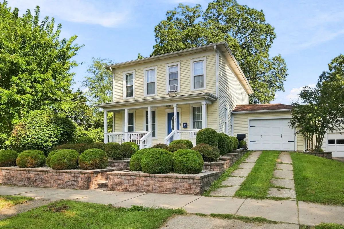 422 W Jefferson Street, Morris, IL 60450 - #1