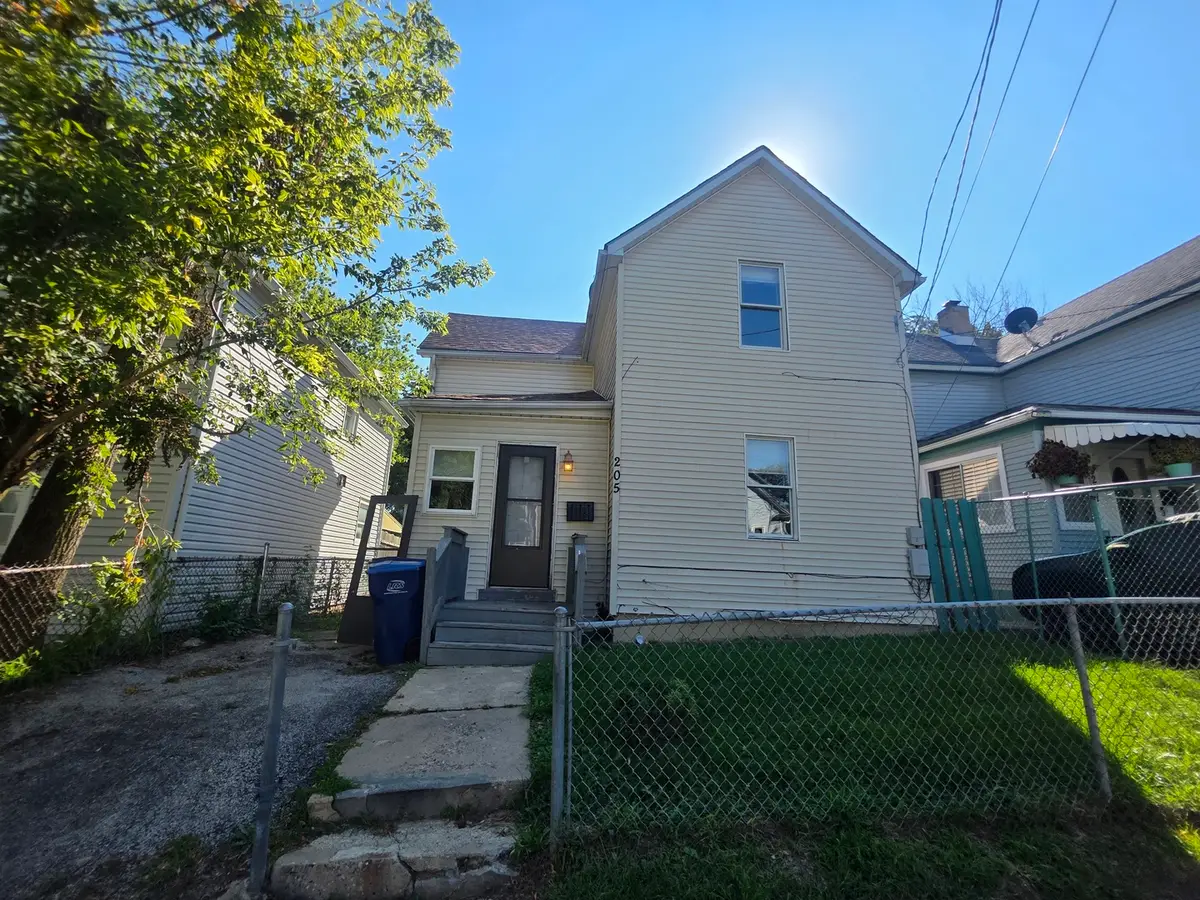 205 S Park Avenue, Waukegan, IL 60085 - #1