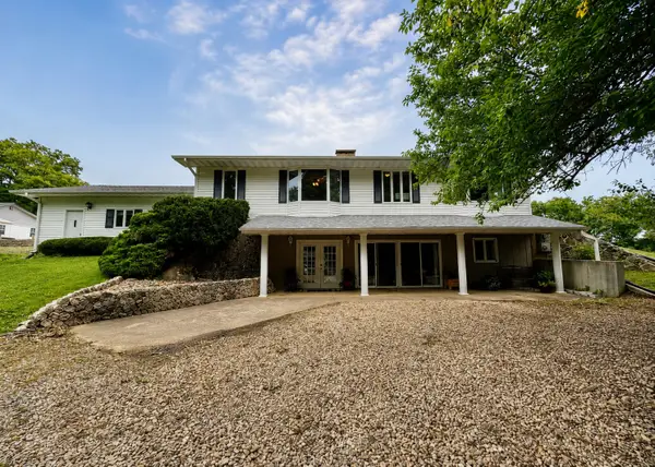 1335 Schwartz Road, Centralia, IL 62801