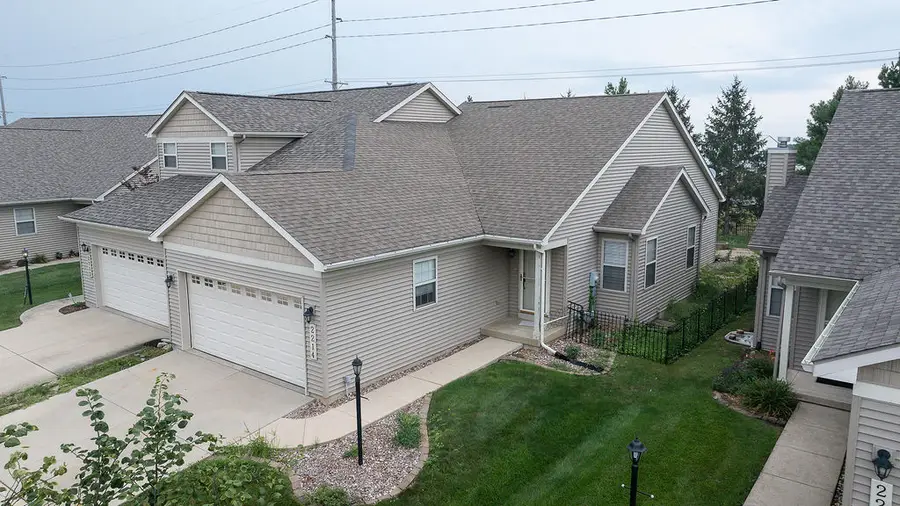 2214 Pebblebrook Lane, Urbana, IL 61802 - #2