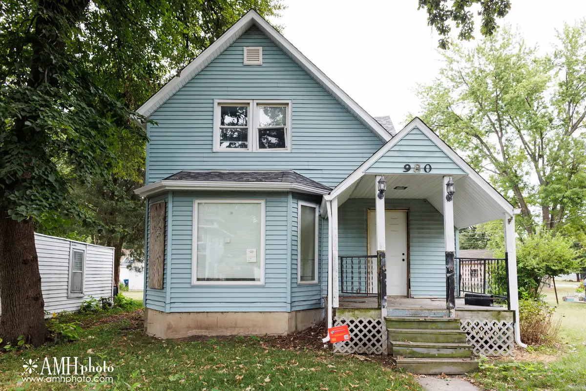 980 S 6th Avenue, Kankakee, IL 60901 - #1