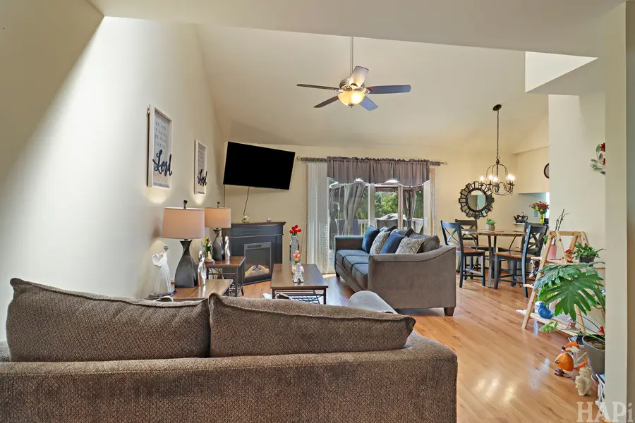 2006 Teton Parkway, Algonquin, IL 60102 - #3