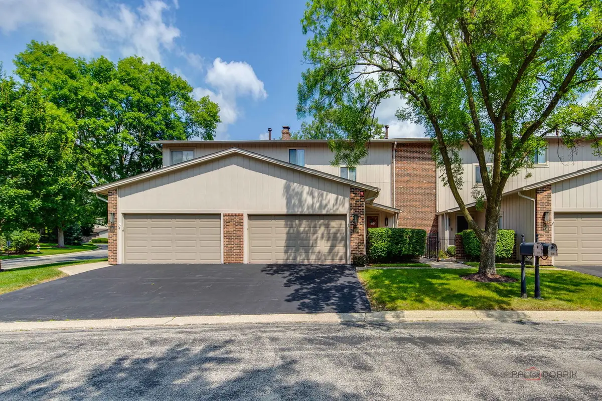 19W182 Ginny Lane #182, Oak Brook, IL 60523 - #1