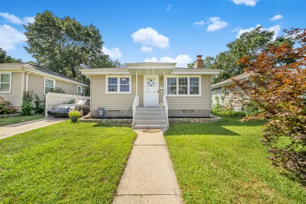 18026 Oakley Avenue, Lansing, IL 60438