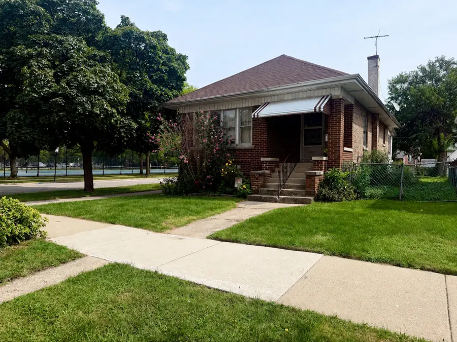 5057 N Keeler Avenue, Chicago, IL 60630 - #2