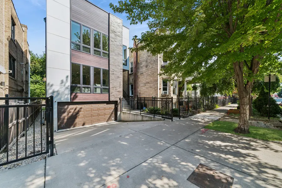 2205 N Talman Avenue, Chicago, IL 60647 - #2