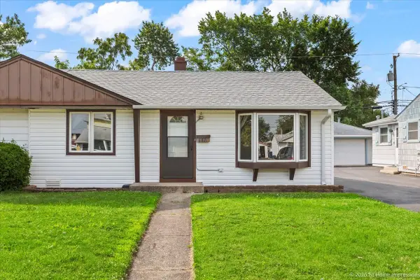 8875 S Corcoran Road, Hometown, IL 60456
