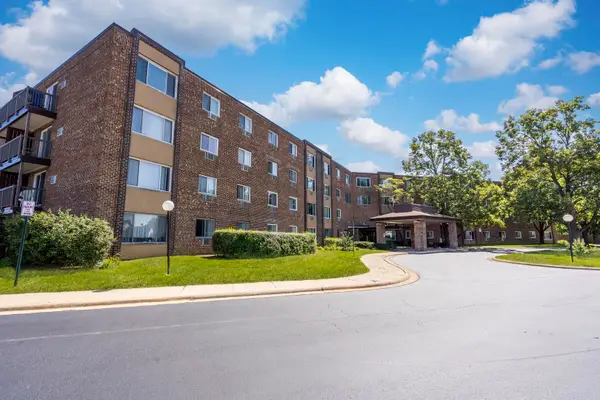 1375 Rebecca Drive #218, Hoffman Estates, IL 60169