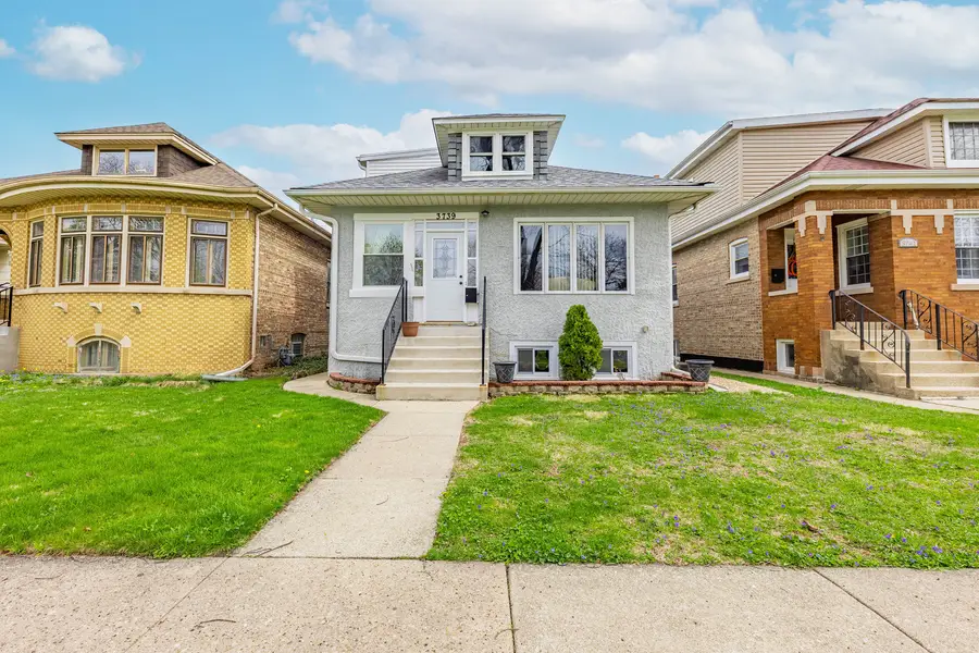 3739 Clinton Avenue, Berwyn, IL 60402 - #2