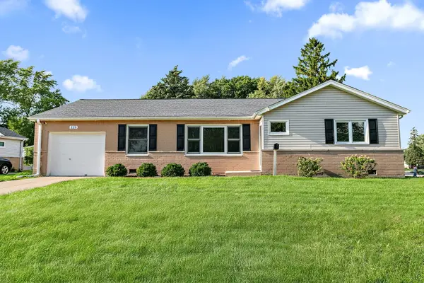 220 Kingman Lane, Hoffman Estates, IL 60169