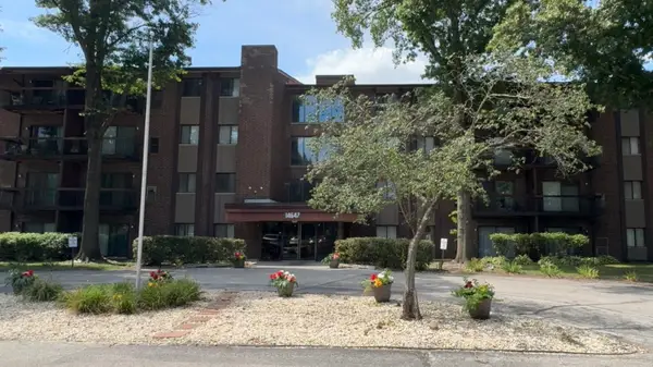 14647 Greenwood Road #109, Dolton, IL 60419