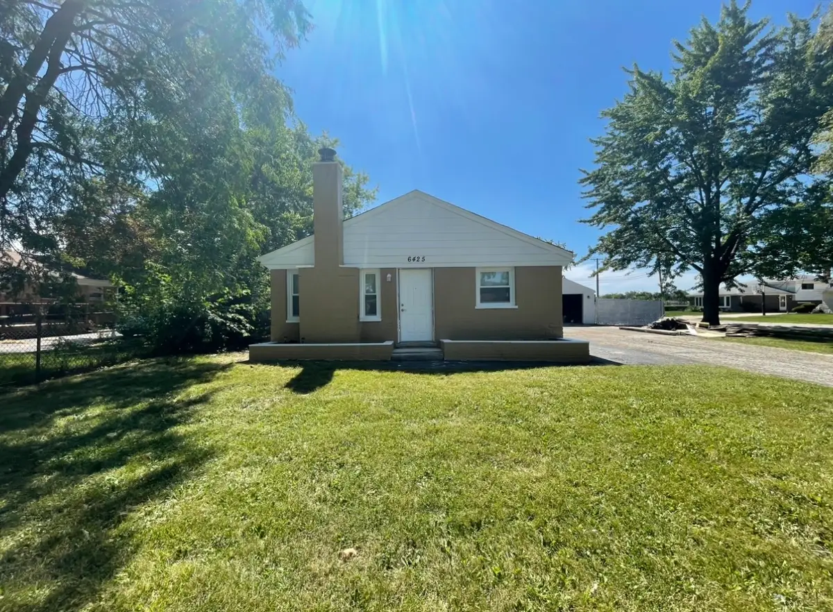 6425 W 85th Place, Burbank, IL 60459 - #1