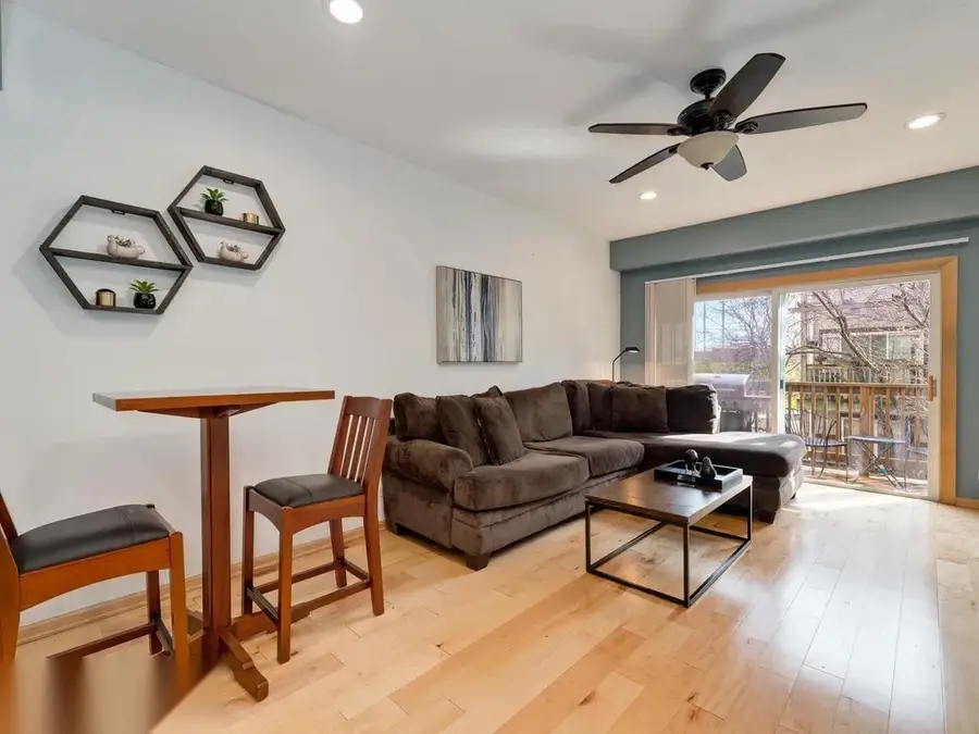 1540 N Greenview Avenue #F, Chicago, IL 60642 - #2
