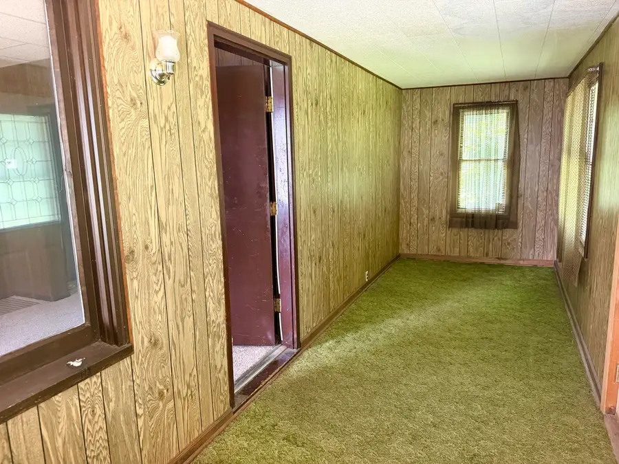 2710 3rd Street, Peru, IL 61354 - #3