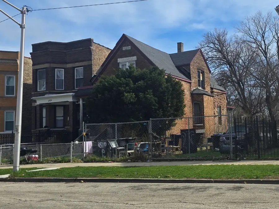 6831 S Emerald Avenue, Chicago, IL 60621 - #2