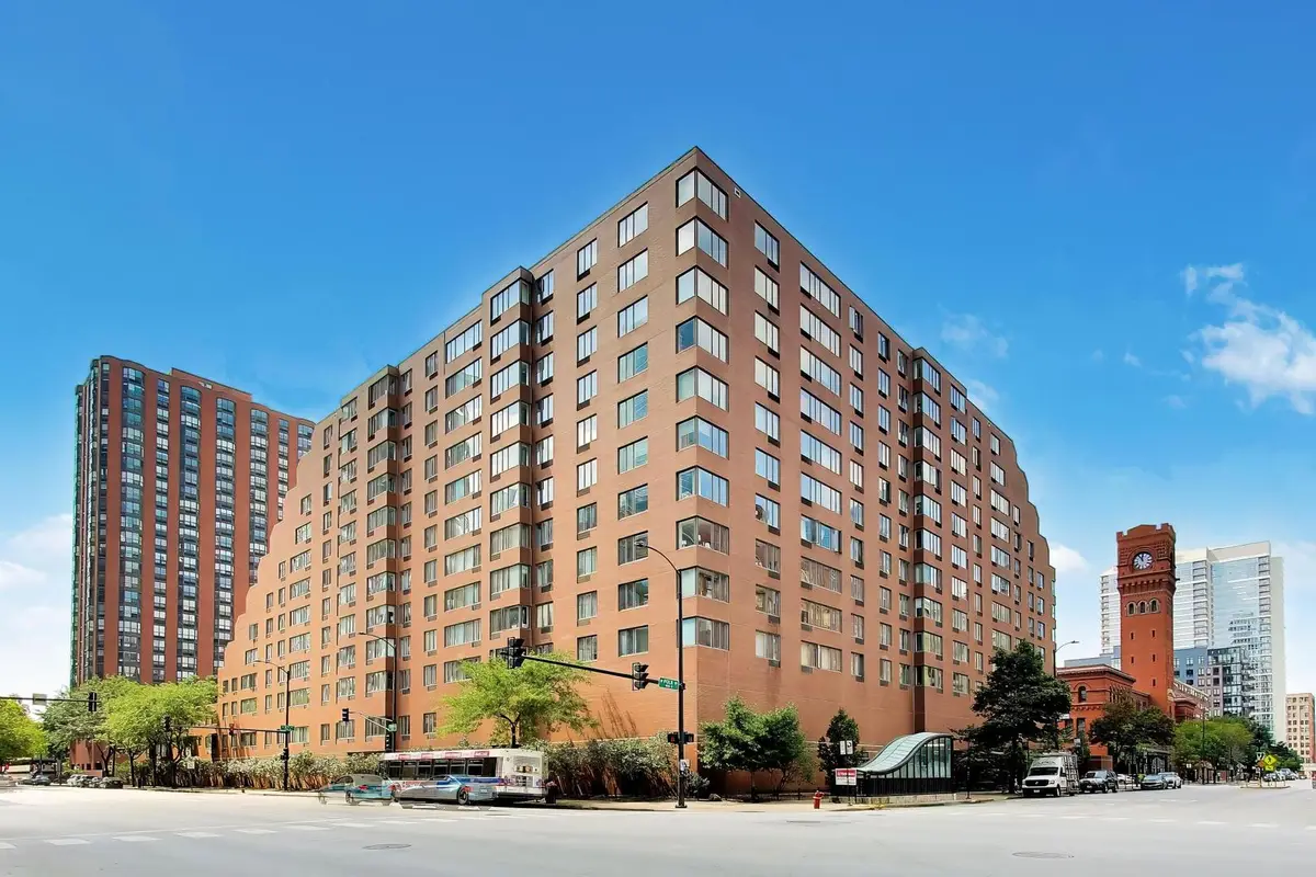 801 S Plymouth Court #807, Chicago, IL 60605 - #1