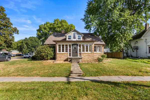 108 W Sangamon Street, Fisher, IL 61843