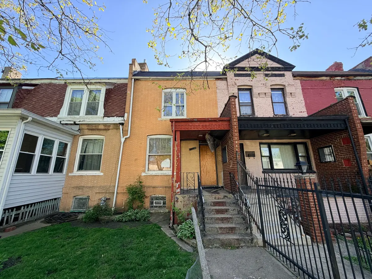 10609 S Champlain Avenue, Chicago, IL 60628 - #1