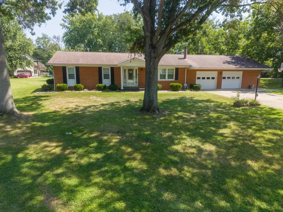 21 Crestwood Lane, Centralia, IL 62801 - #3