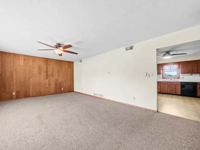 10 Terrace View Boulevard, Oregon, IL 61061 - #3