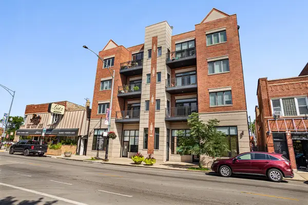 2450 W Montrose Avenue #3N, Chicago, IL 60618