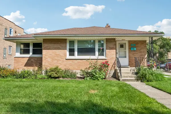 214 Rockford Avenue, Forest Park, IL 60130