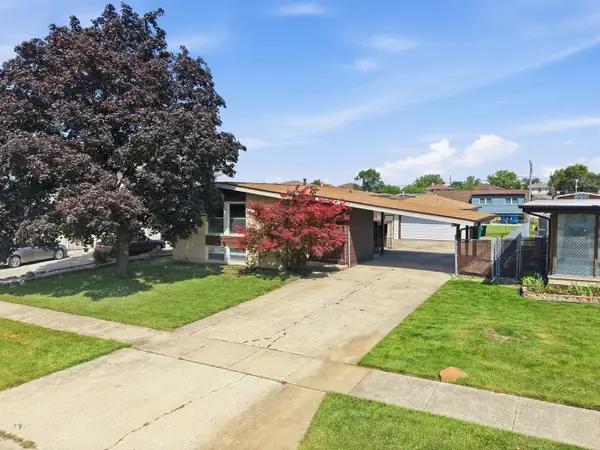 7836 W 80th Place, Bridgeview, IL 60455