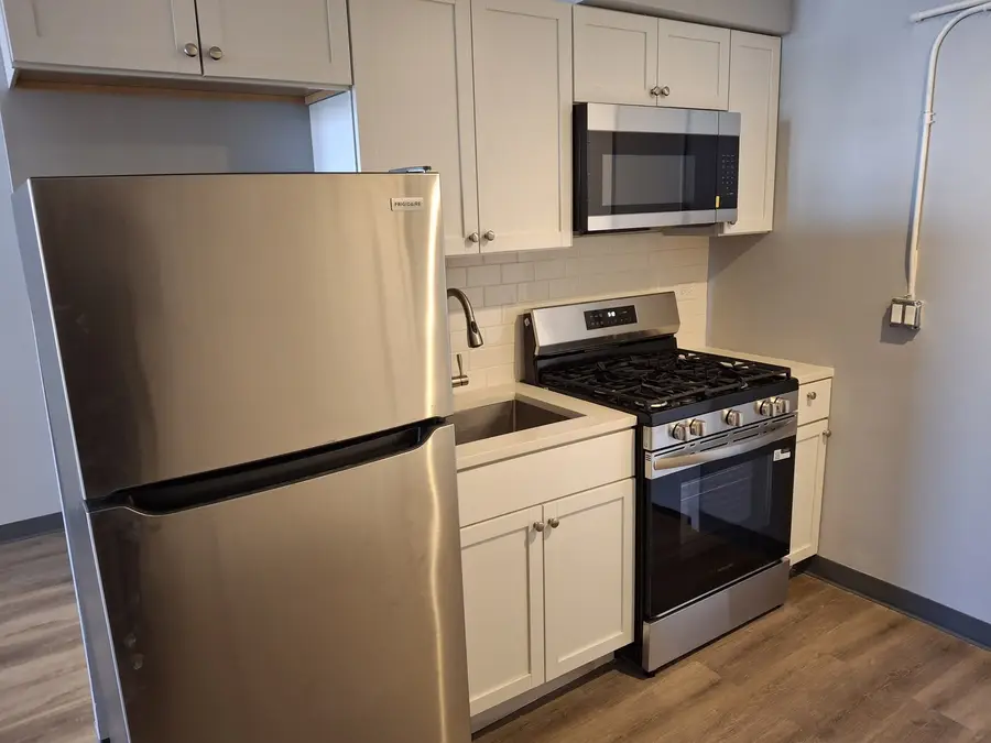 3149 W Wellington Avenue #1, Chicago, IL 60618 - #3
