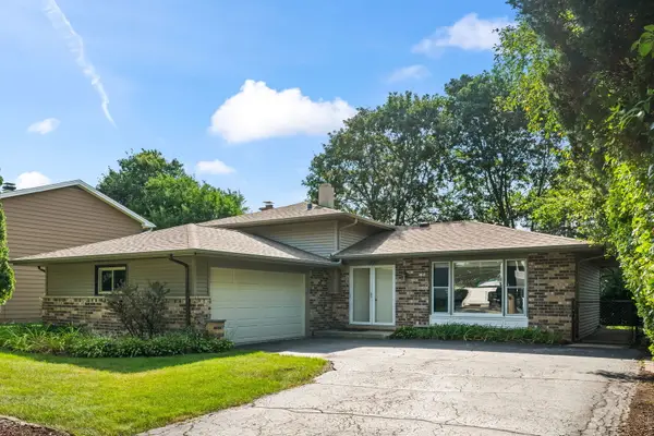 1292 N Linden Avenue, Palatine, IL 60074