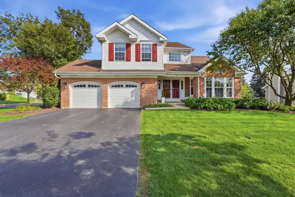 3 White Fence Trail, Streamwood, IL 60107