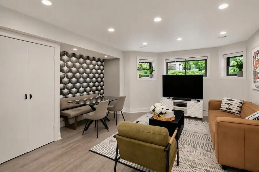 4733 N Kenmore Avenue #4, Chicago, IL 60640 - #2