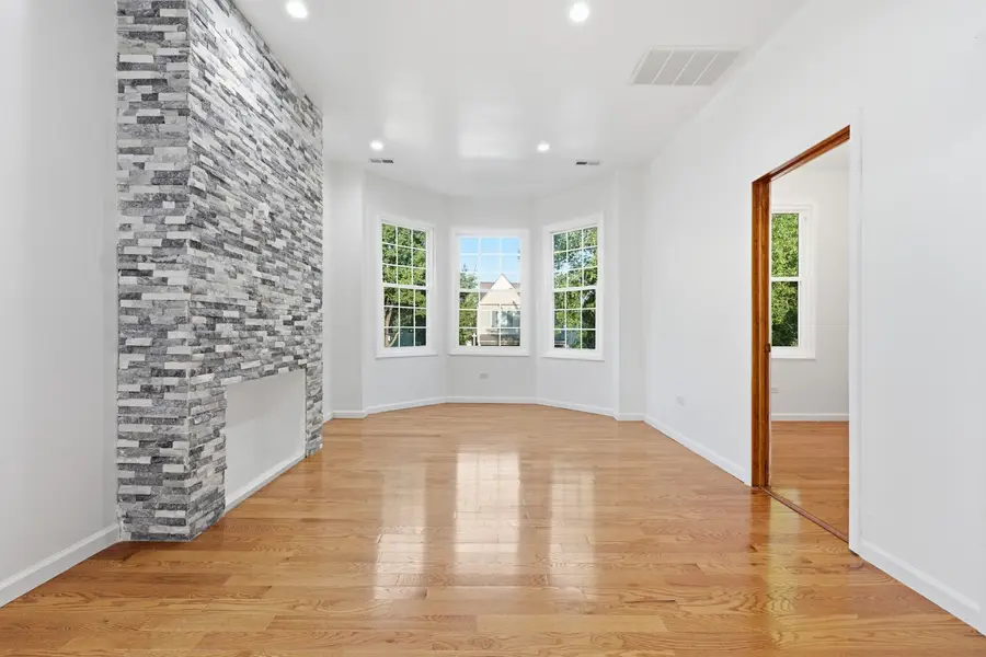848 N Latrobe Avenue, Chicago, IL 60651 - #3