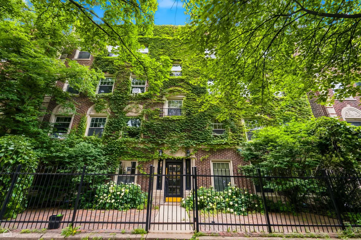 6121 N Hoyne Avenue #3S, Chicago, IL 60659 - #1