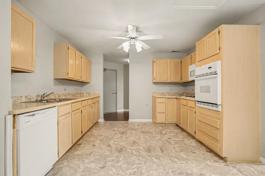 1 Renaissance Place #3G, Palatine, IL 60067 - #3