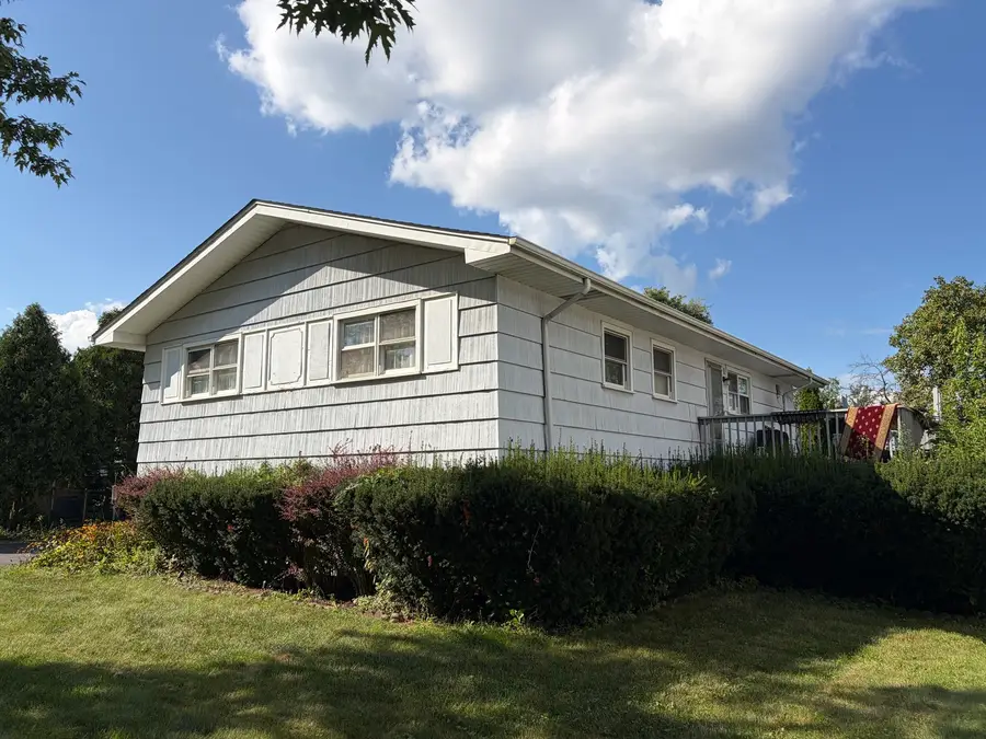 570 Jamison Lane, Hoffman Estates, IL 60169 - #3