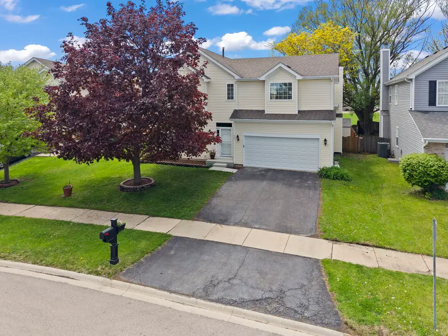 900 Chelsea Court, Aurora, IL 60504 - #3