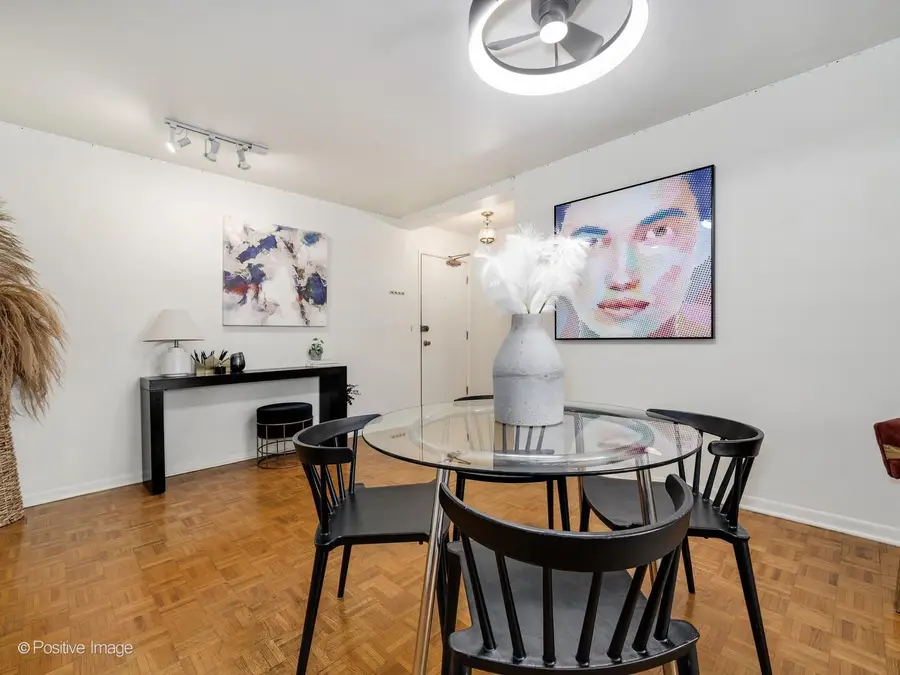 420 W Aldine Avenue #225, Chicago, IL 60657 - #3