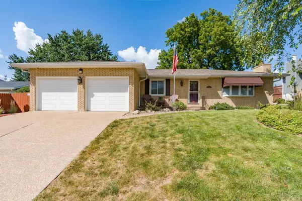 2226 E 33rd Street, Davenport, IA 52807