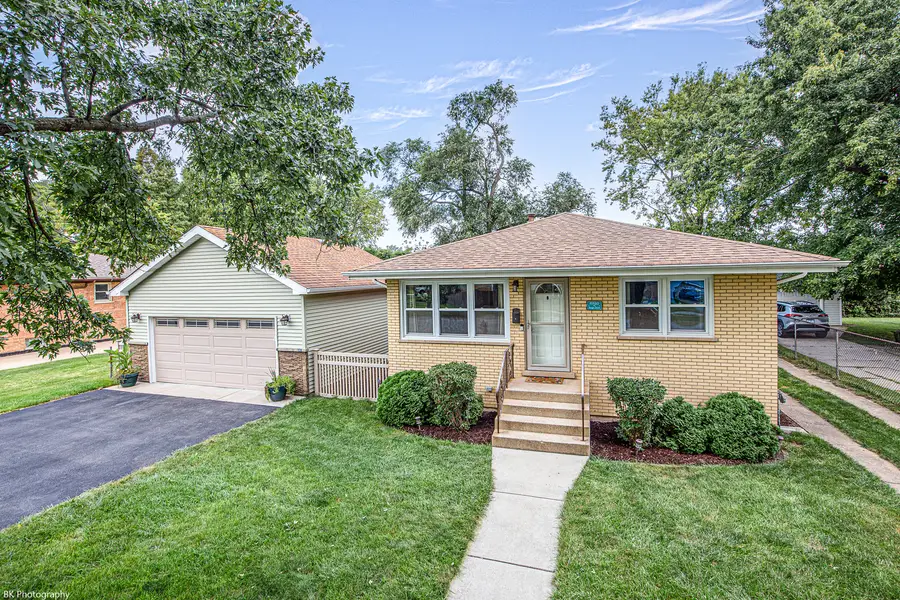 6520 Ridge Drive, Chicago Ridge, IL 60415 - #2