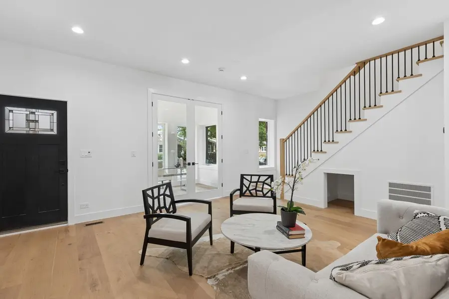 4941 N Kildare Avenue, Chicago, IL 60630 - #3