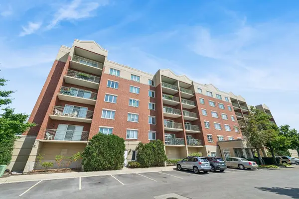 7400 Lincoln Avenue #504, Skokie, IL 60076