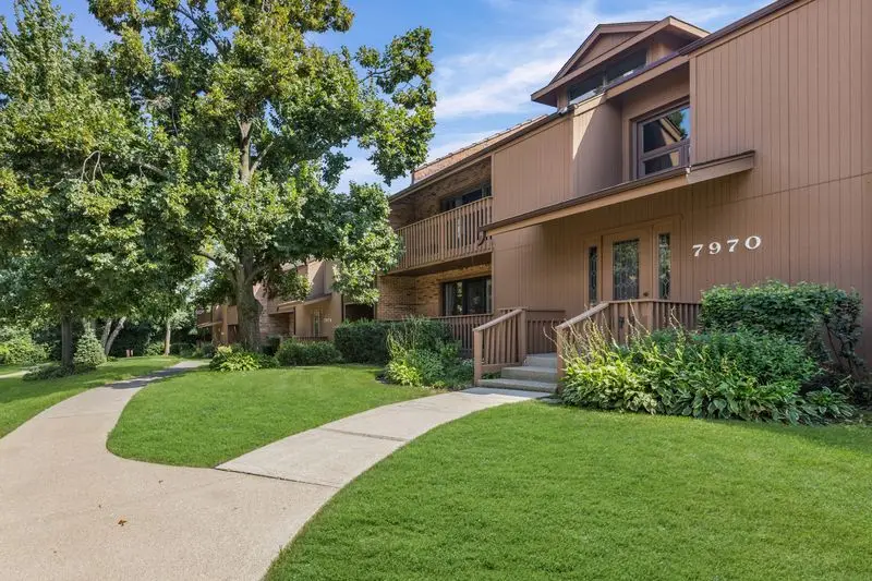 7970 Garfield Avenue #102, Burr Ridge, IL 60527 - #1