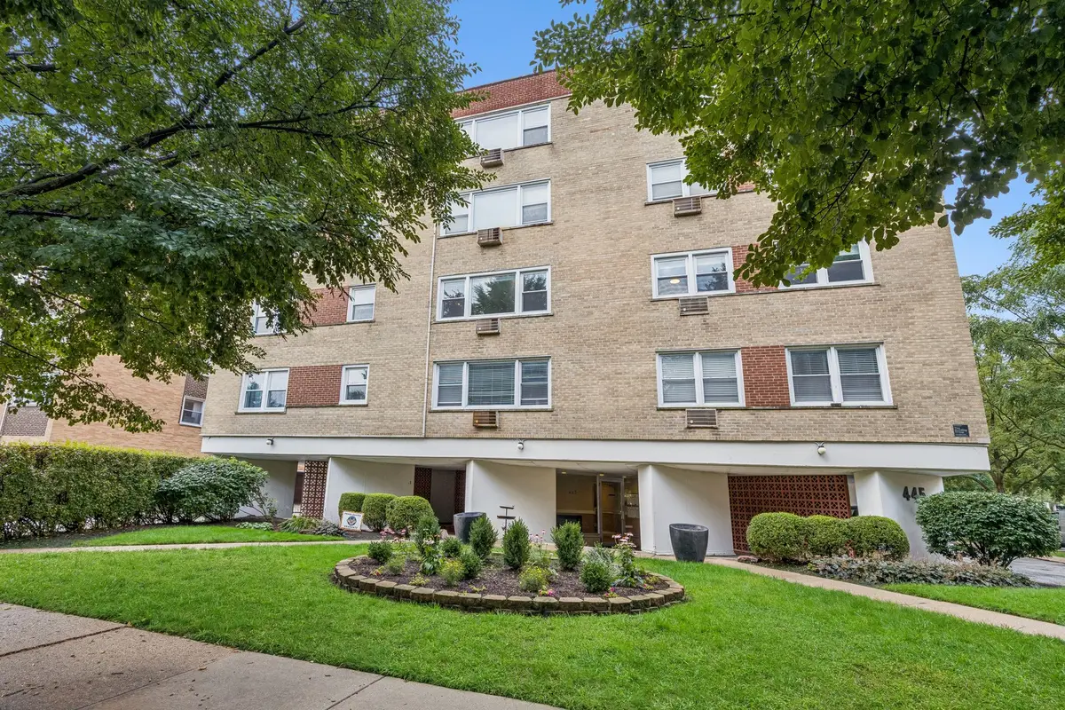 445 Sherman Avenue #302, Evanston, IL 60202 - #1