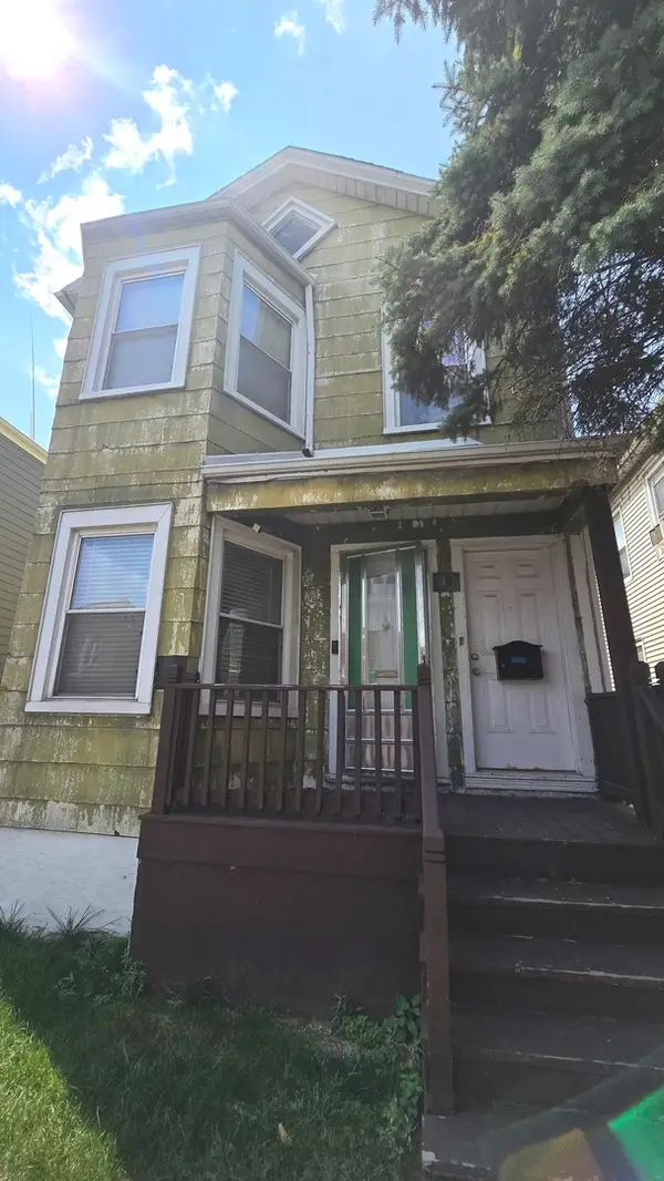 3541 W Diversey Avenue, Chicago, IL 60647